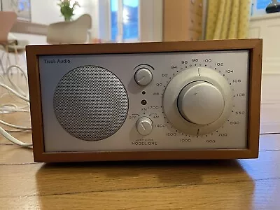 Kaufen Tivoli Audio Radio Model One Holz Silber • 50€