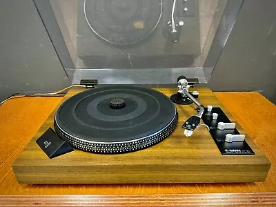 Kaufen YAMAHA YP-511 Turntable • 360€