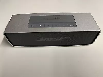Kaufen Bose SoundLink Mini Bluetooth Lautsprecher - Silber Inkl. Ladeschale & Netzteil • 29.45€