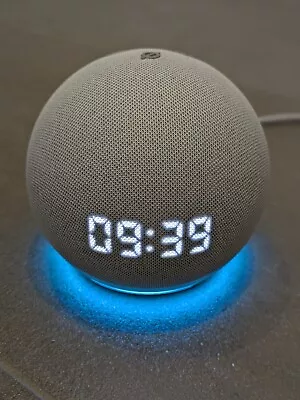 Kaufen Amazon Echo Dot (4. Generation) Lautsprecher Mit Uhr - Weiß - TOP ZUSTAND  • 18.50€