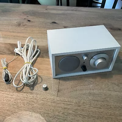 Kaufen TIVOLI AUDIO MODEL ONE RADIO, WEISS, Voll Funktionstüchtig • 55€