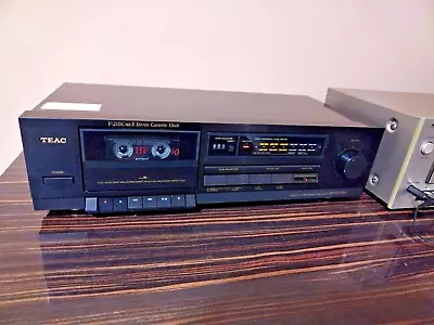 Kaufen Teac V-210C - Cassette Deck Gute Seltene Zustand, Oben-Seiten Folie Noch Drauf • 49.90€