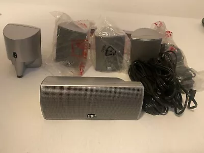 Kaufen Jbl 4x 400 Sat 1x 400CCenter4xWandhalterung JBL WB300S 5x Kabel Für Sattelitten. • 150€